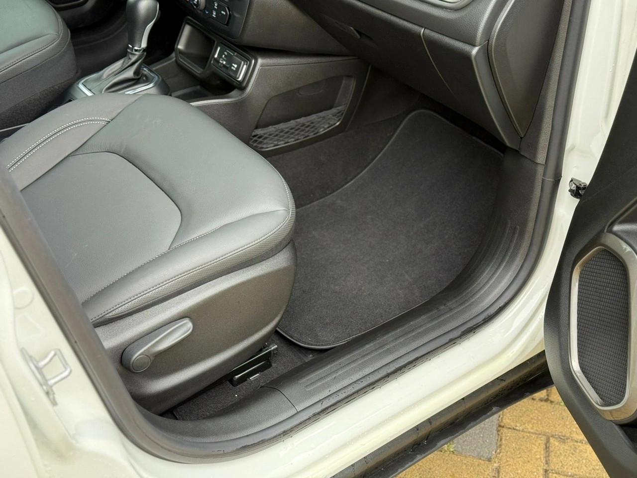 Jeep Renegade - Zdjęcie 8