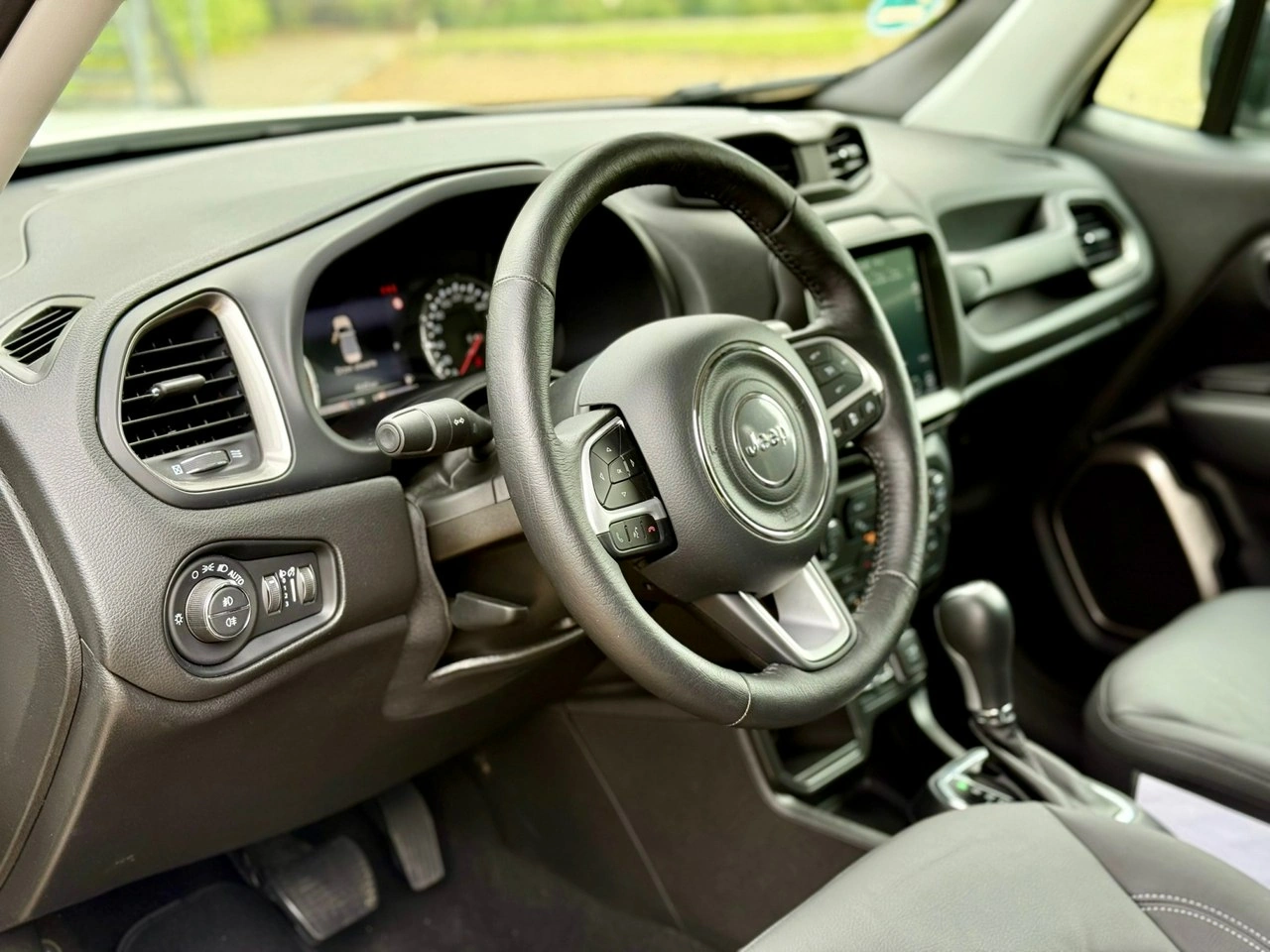 Jeep Renegade - Zdjęcie 17