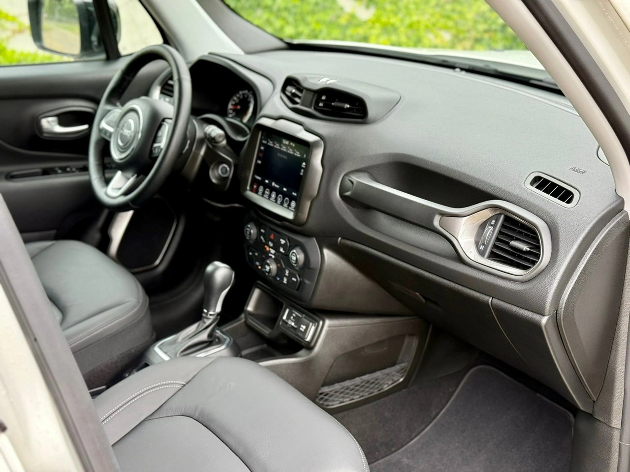 Jeep Renegade - Zdjęcie 6