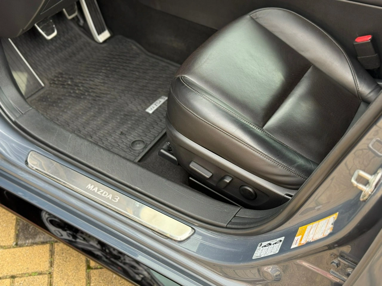 Mazda 3 - Zdjęcie 21