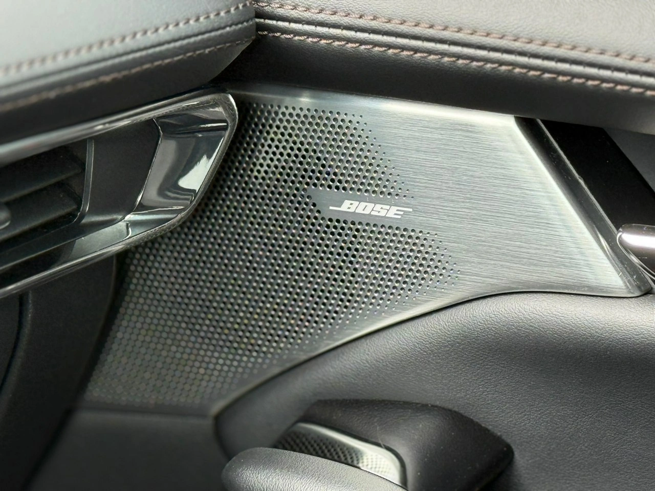 Mazda 3 - Zdjęcie 27