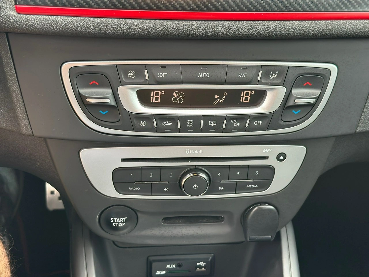 Renault Megane - Zdjęcie 24