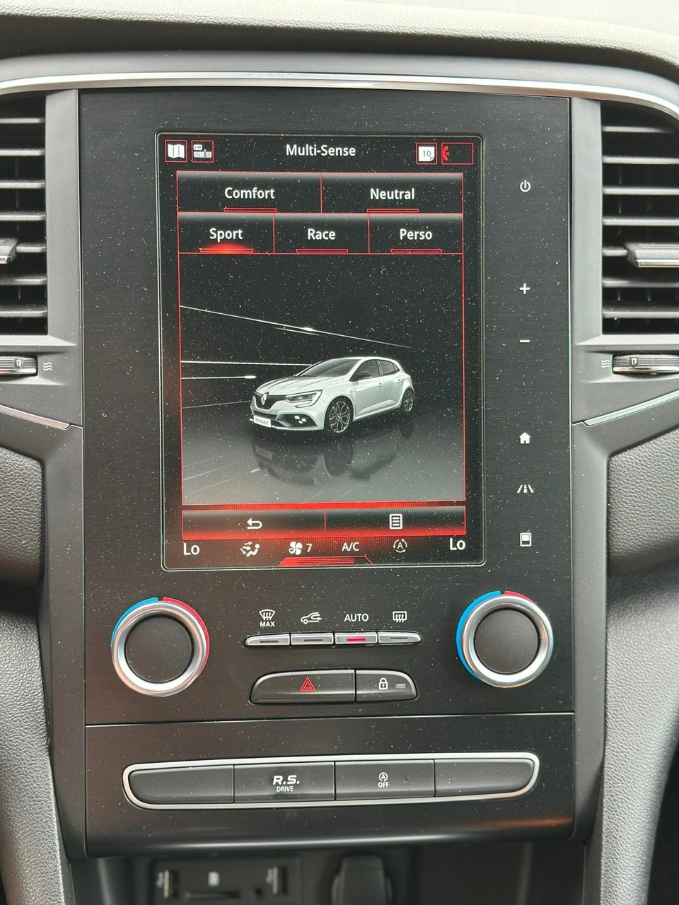 Renault Megane - Zdjęcie 37