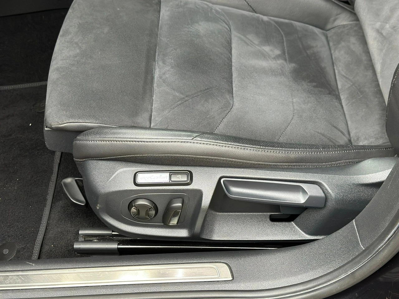 Volkswagen Arteon - Zdjęcie 17