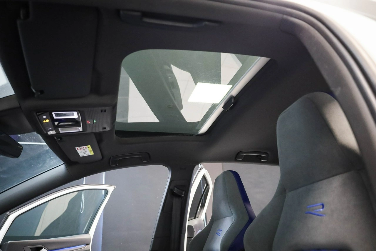 Volkswagen Golf - Zdjęcie 22