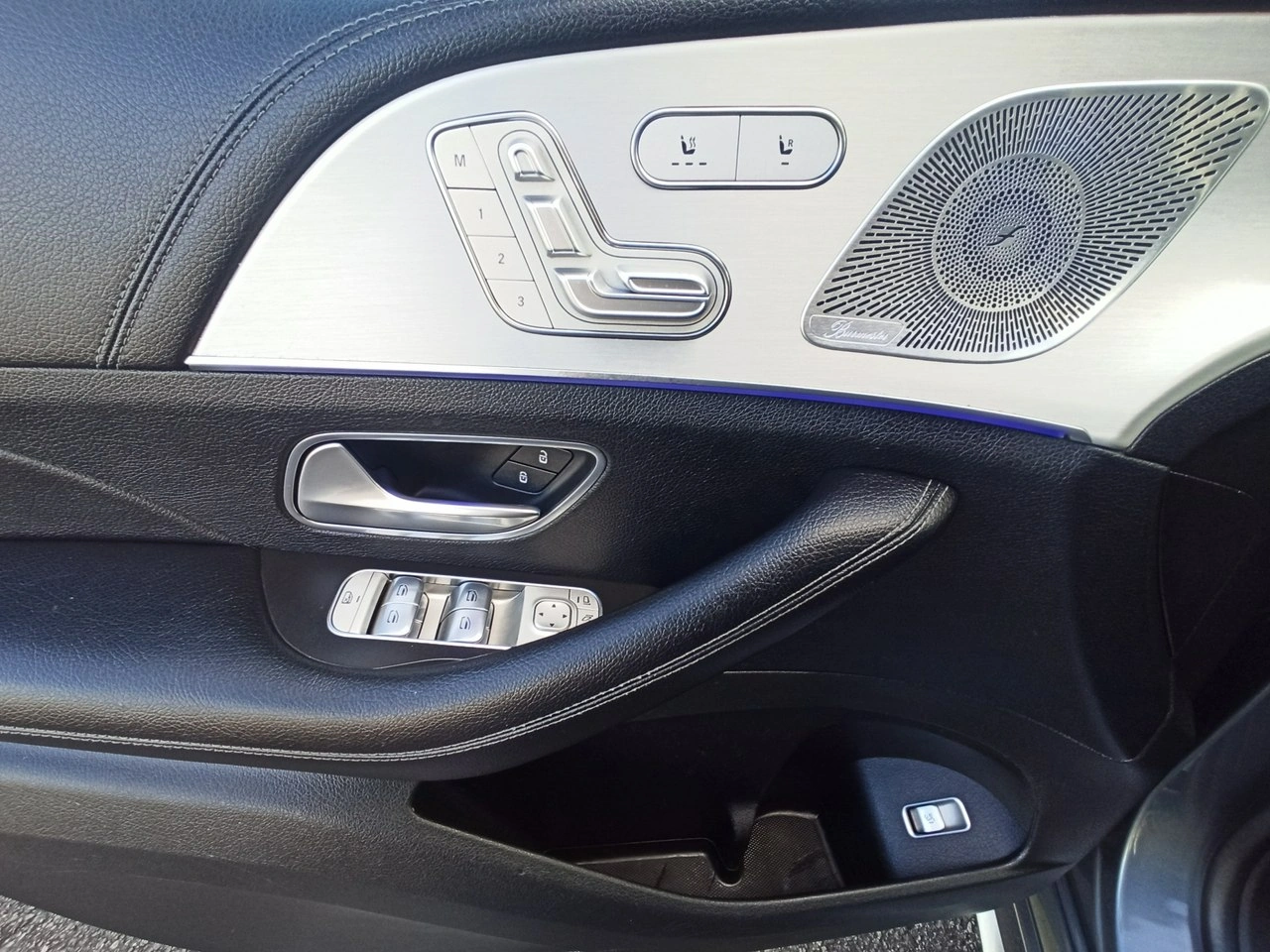 Mercedes GLE 300 - Zdjęcie 13