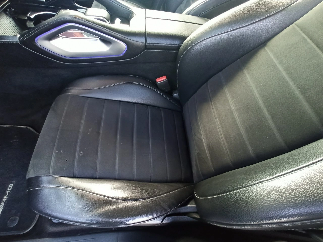 Mercedes GLE 300 - Zdjęcie 14