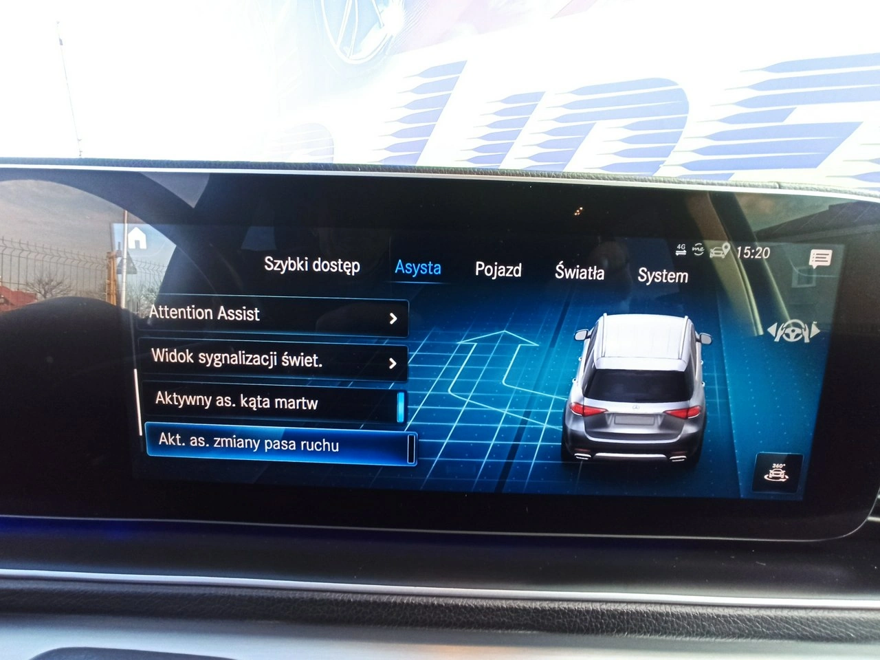 Mercedes GLE 300 - Zdjęcie 24