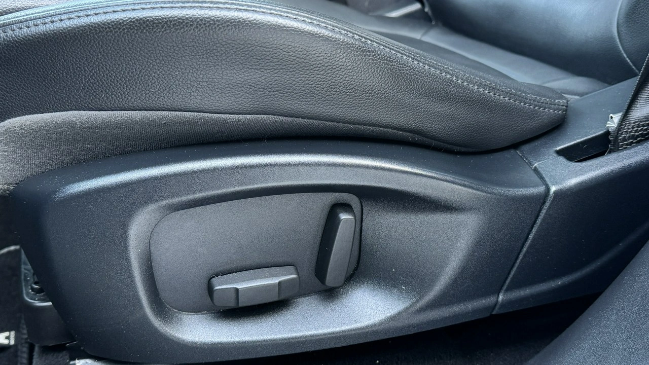 Jaguar F-Pace - Zdjęcie 12