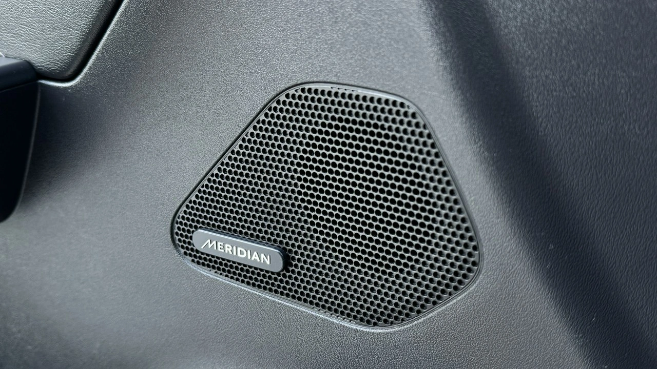 Jaguar F-Pace - Zdjęcie 18