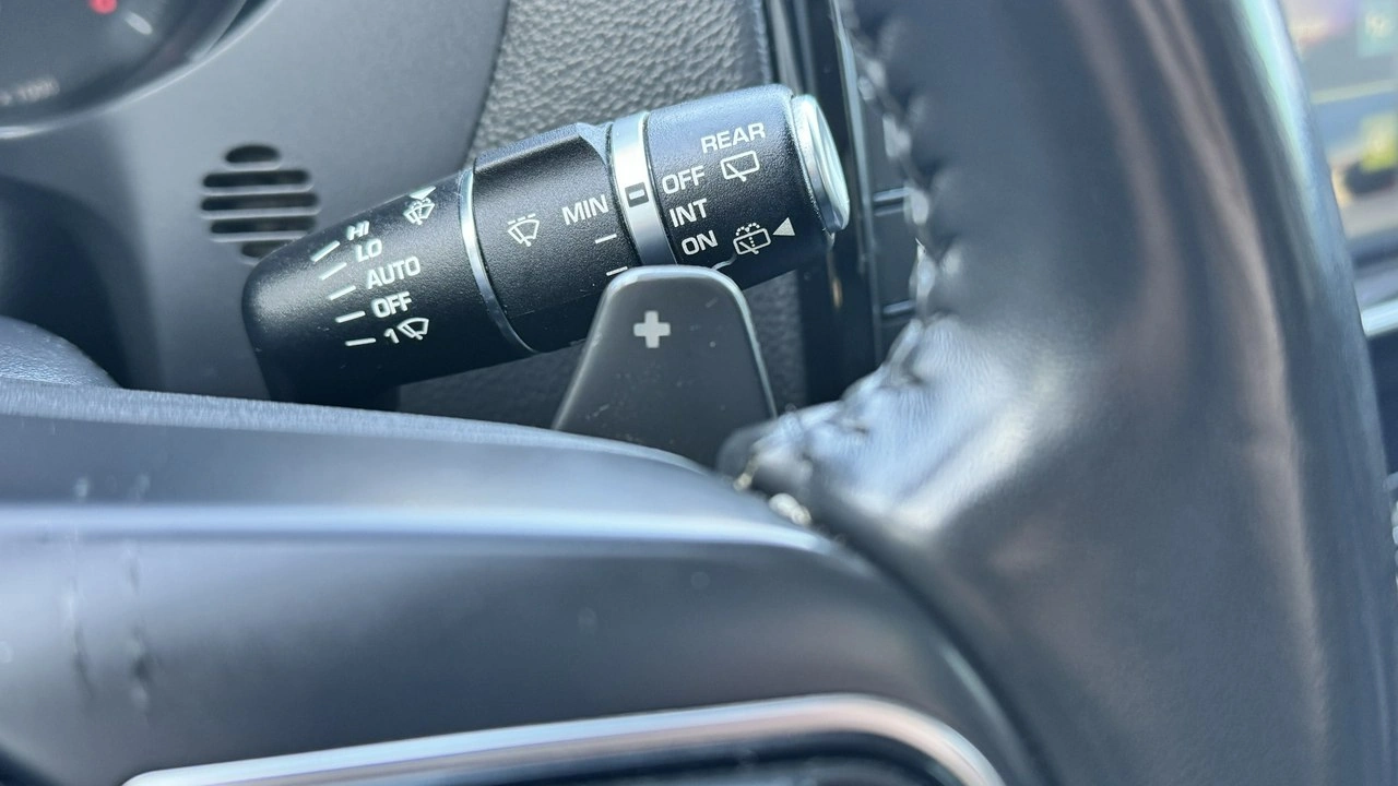 Jaguar F-Pace - Zdjęcie 24