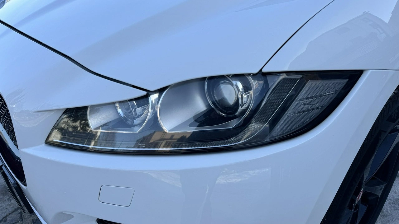 Jaguar F-Pace - Zdjęcie 39