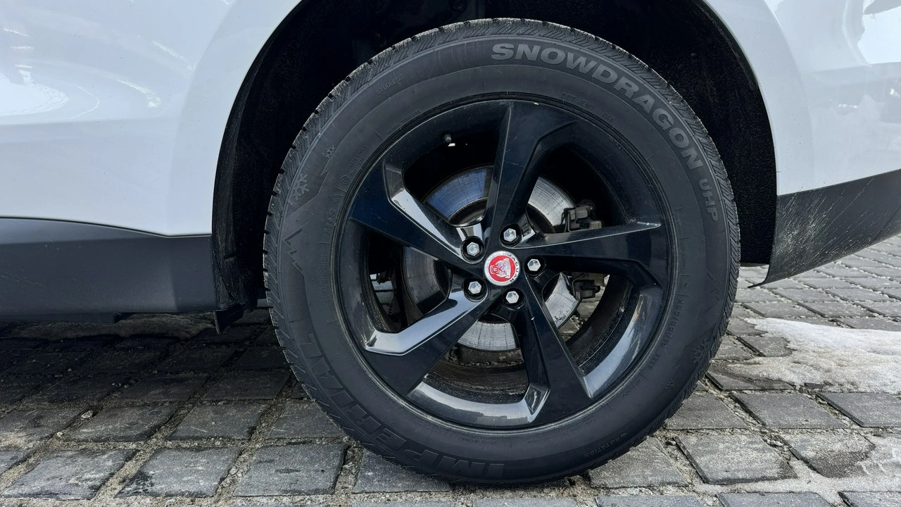 Jaguar F-Pace - Zdjęcie 41