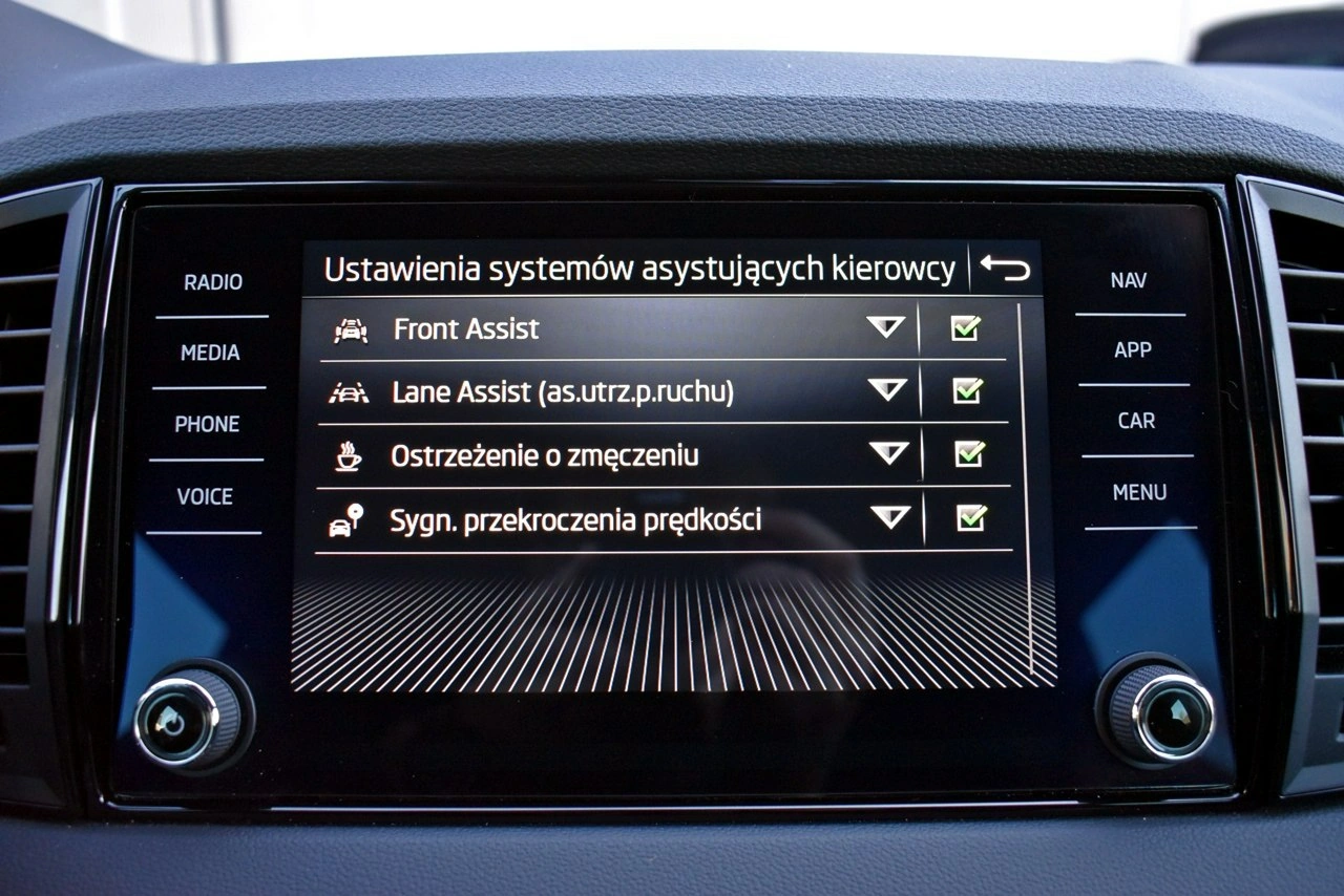 Skoda Karoq - Zdjęcie 20