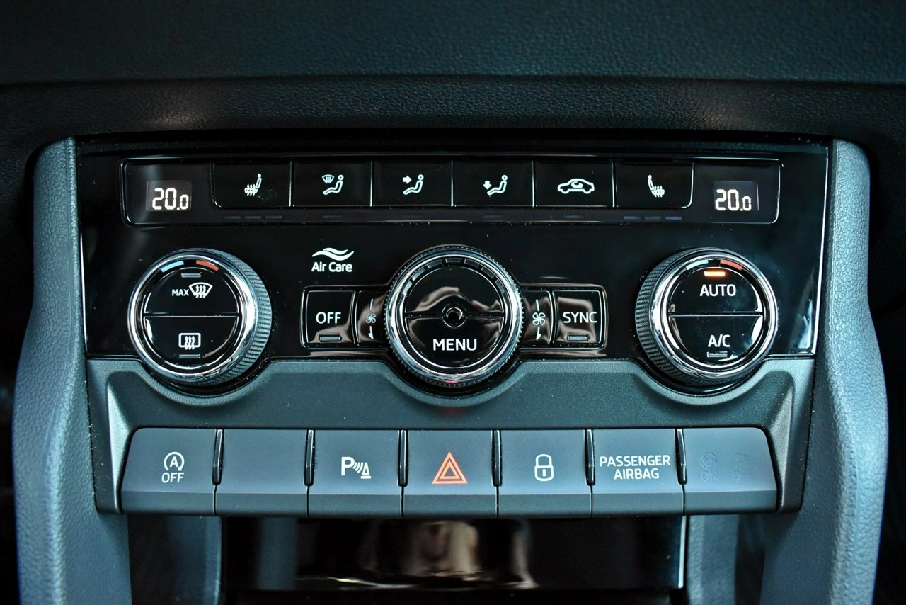 Skoda Karoq - Zdjęcie 23