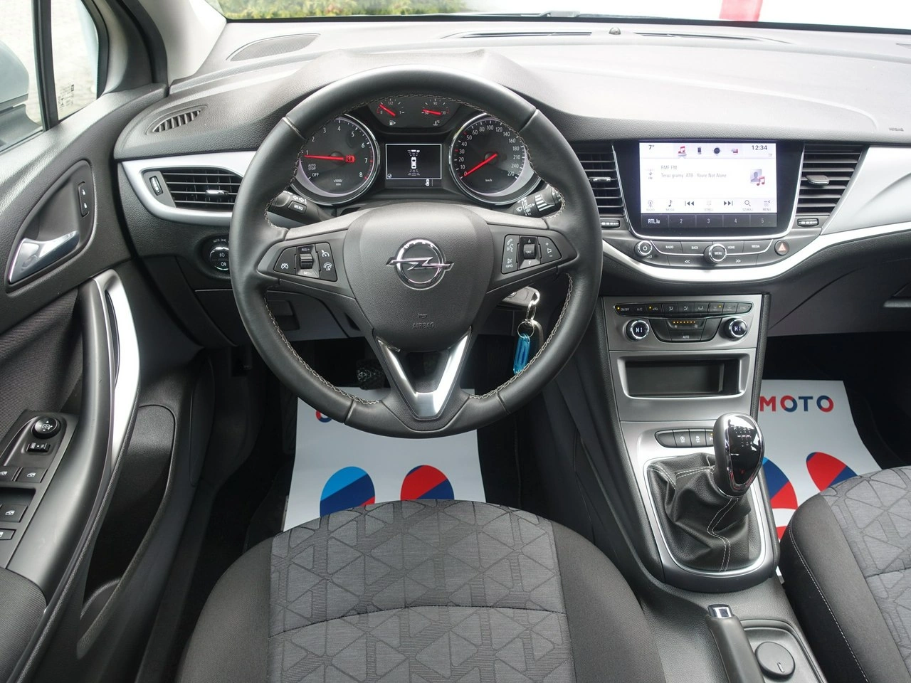 Opel Astra - Zdjęcie 10