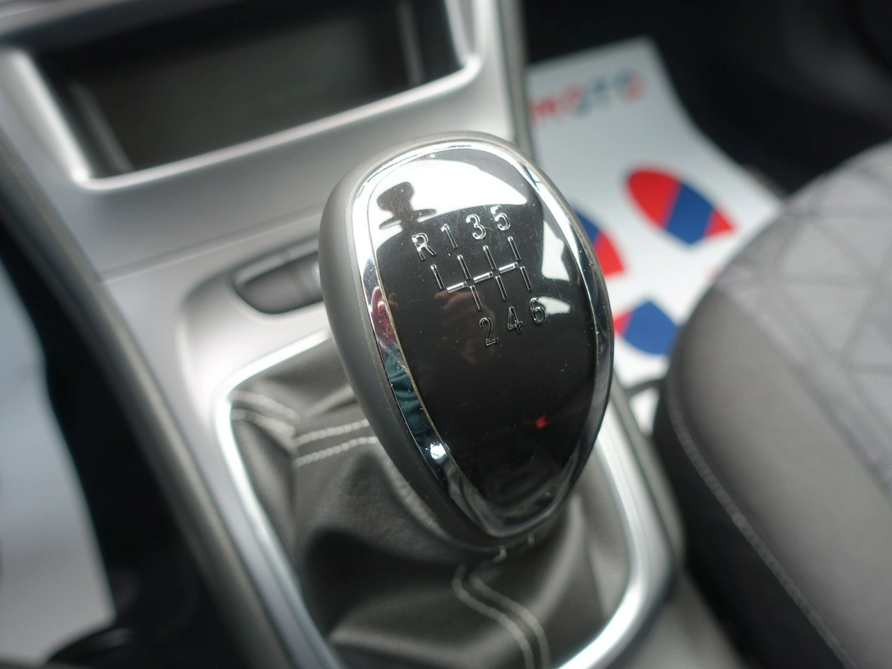 Opel Astra - Zdjęcie 24