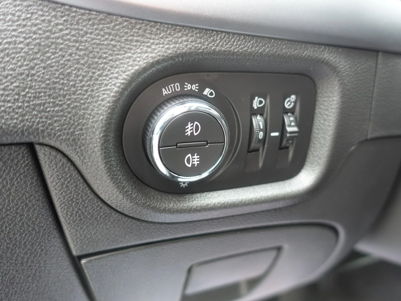 Opel Astra - Zdjęcie 25