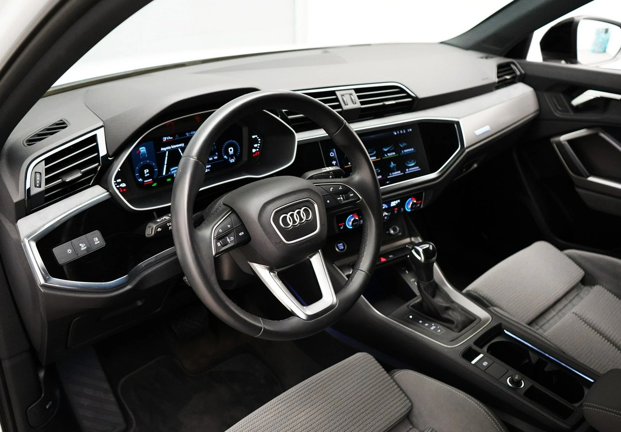 Audi Q3 - Zdjęcie 13