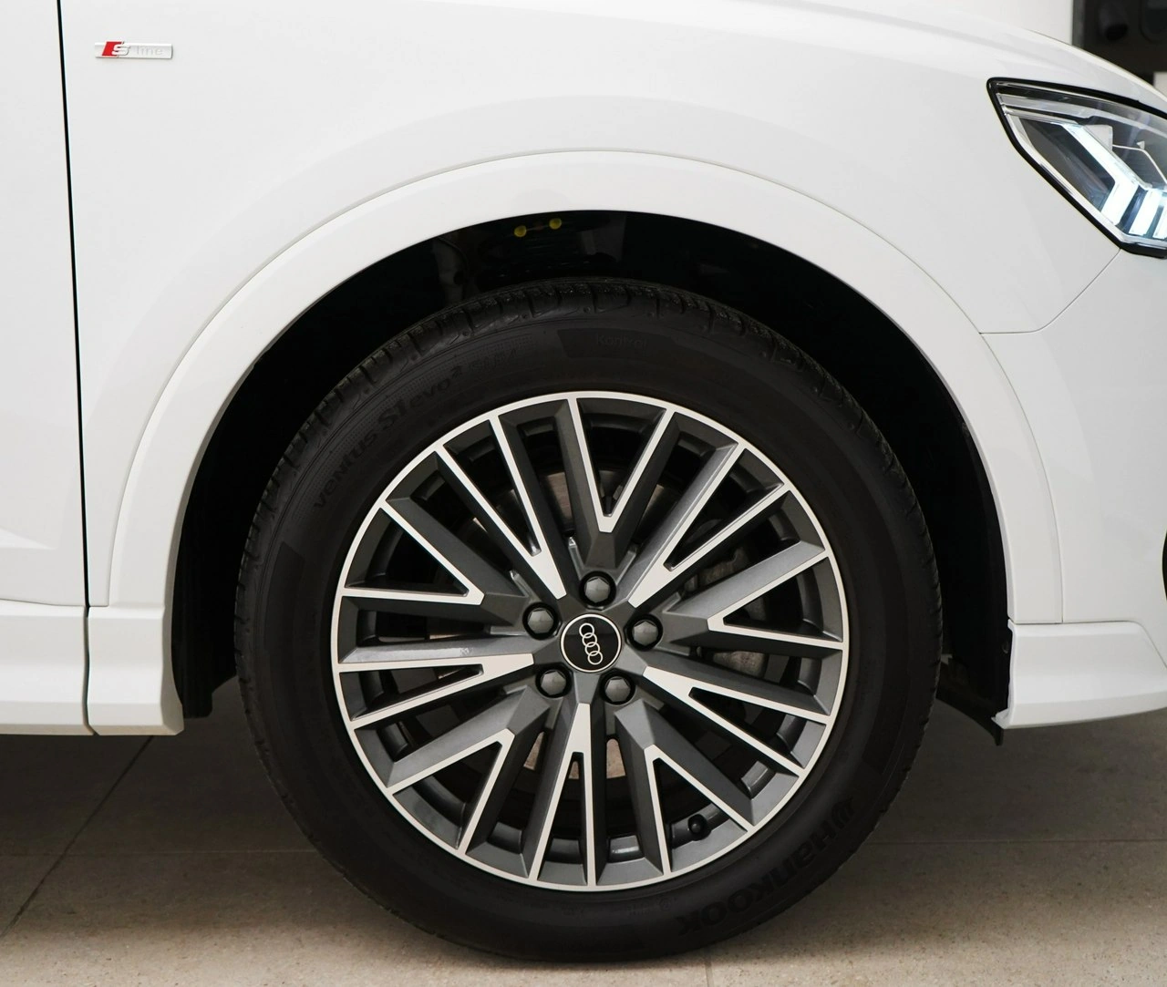 Audi Q3 - Zdjęcie 8