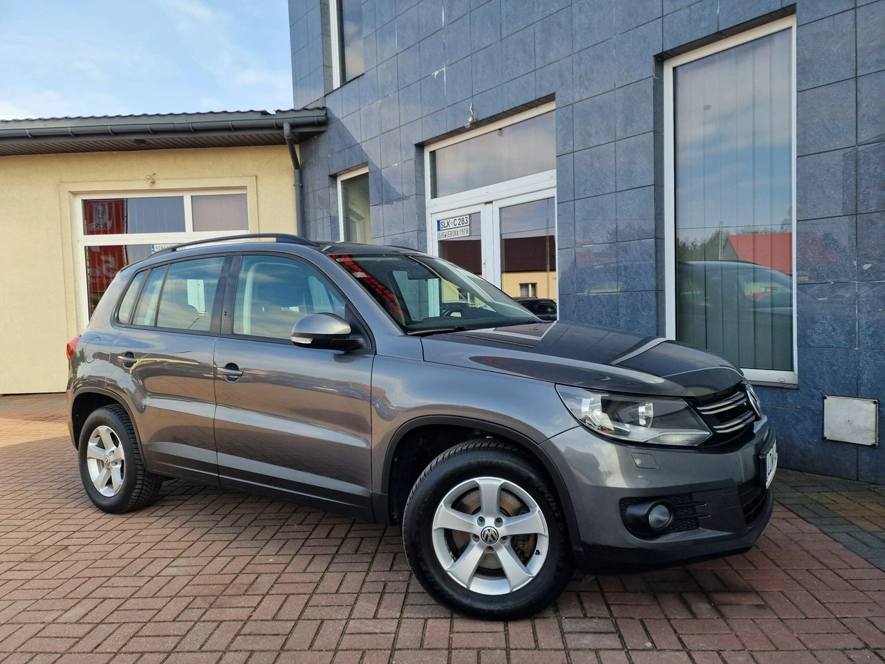 Volkswagen Tiguan - Zdjęcie 13