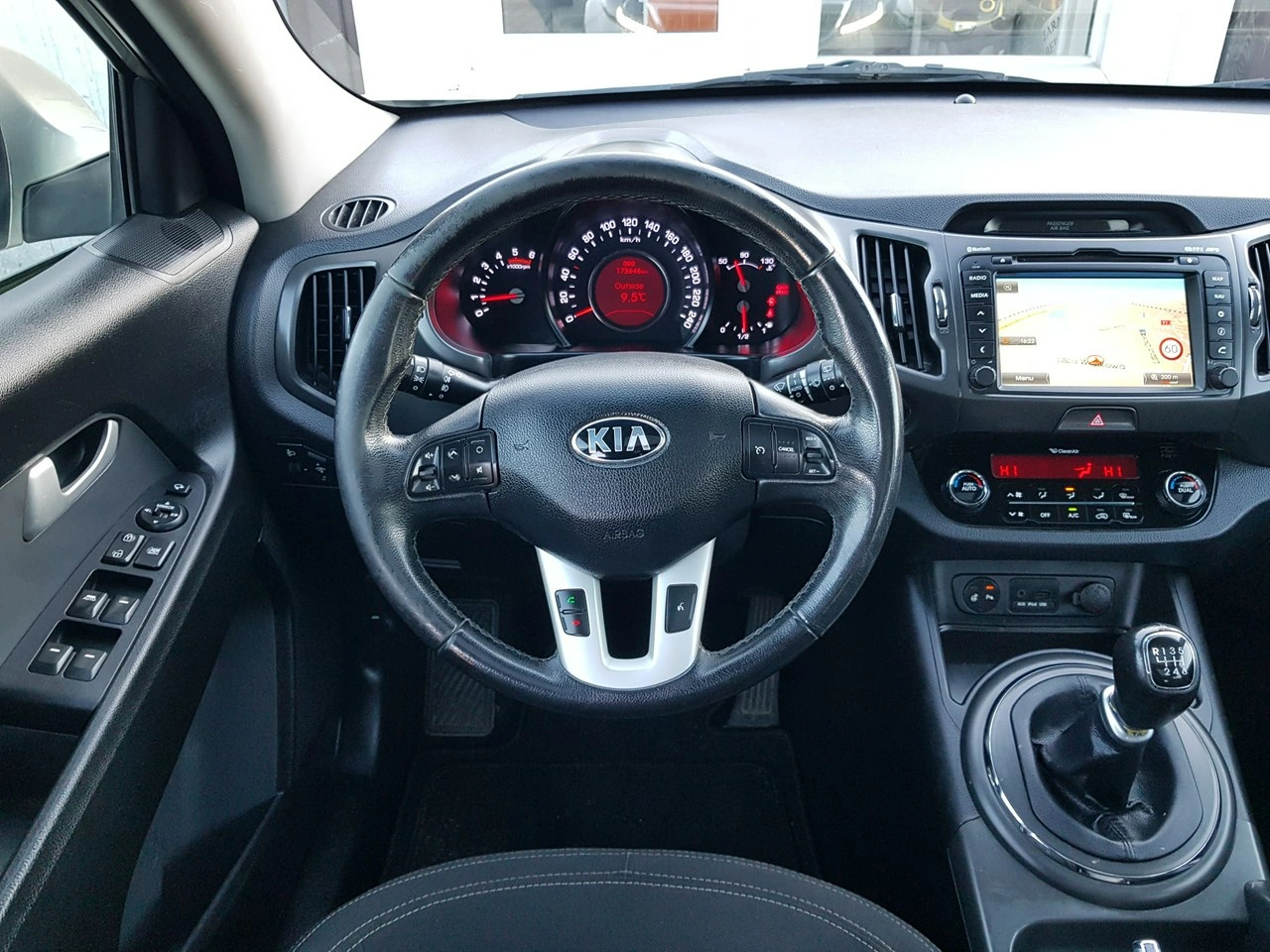Kia Sportage - Zdjęcie 12