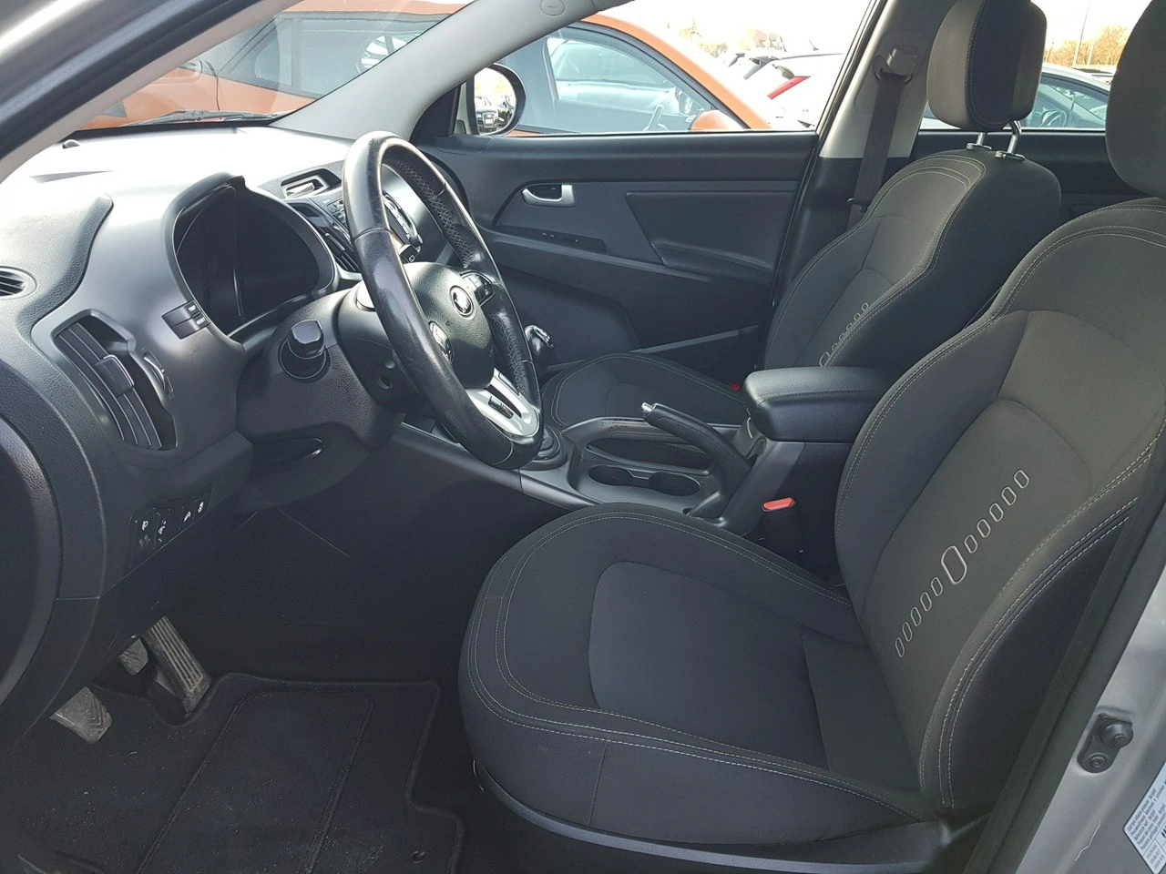 Kia Sportage - Zdjęcie 8