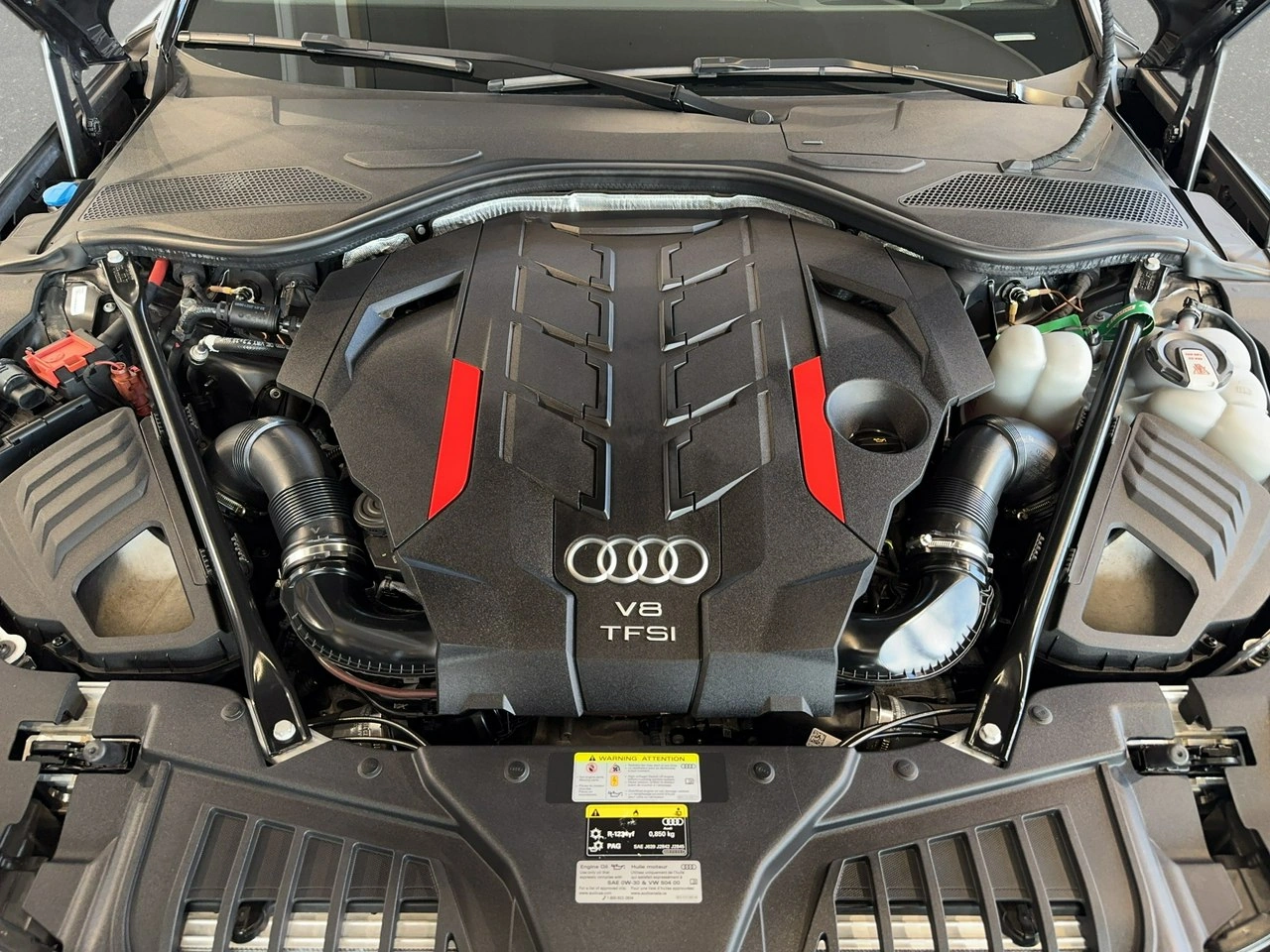 Audi S8 - Zdjęcie 11