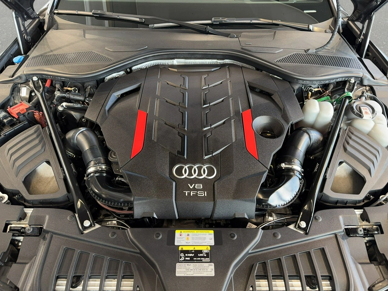 Audi S8 - Zdjęcie 11