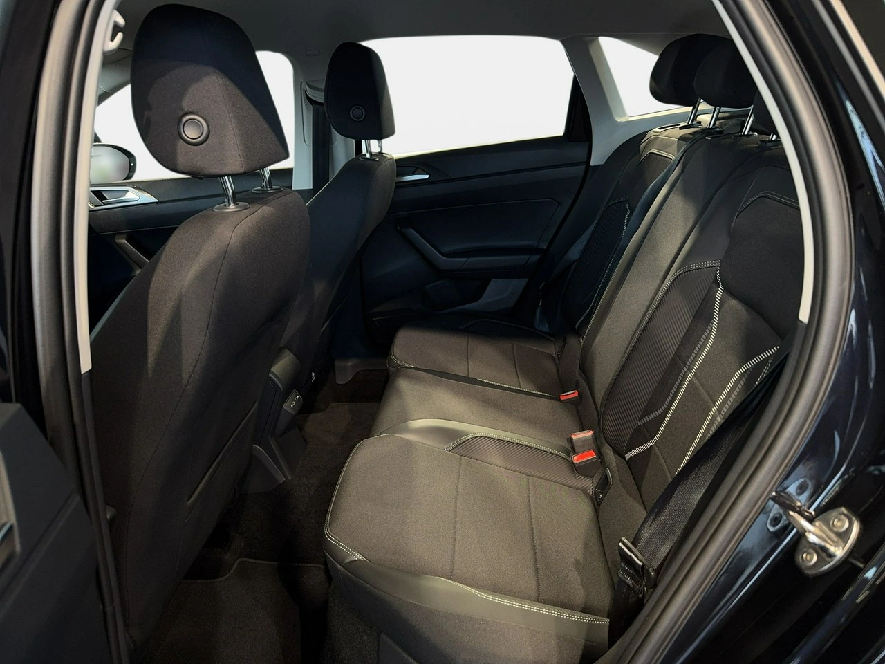 Volkswagen Taigo - Zdjęcie 12