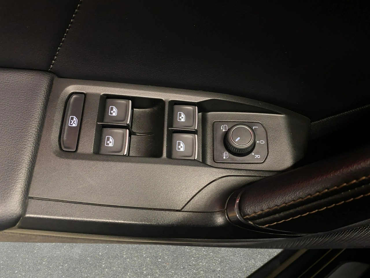 Cupra Leon - Zdjęcie 37