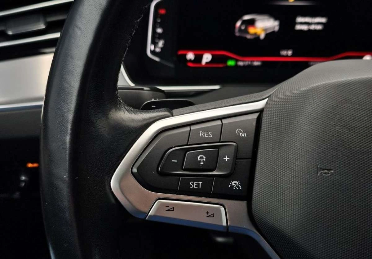 Volkswagen Passat - Zdjęcie 12