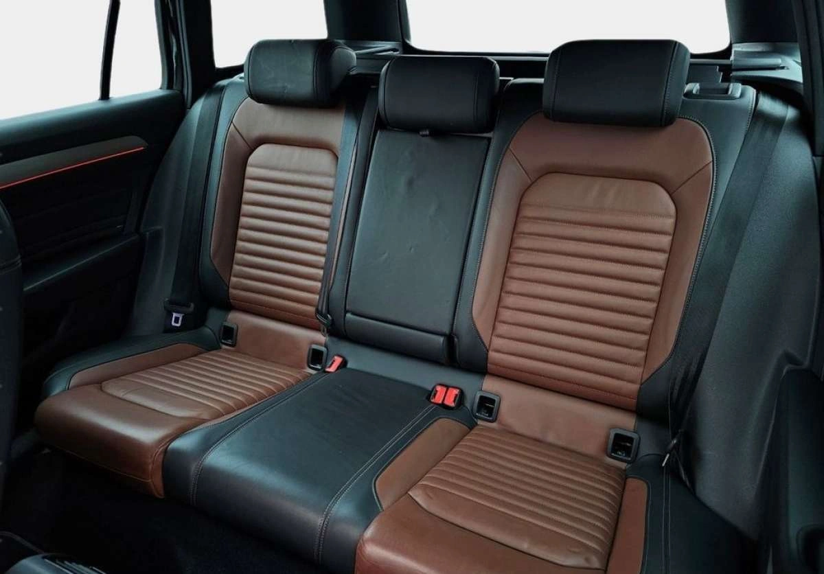 Volkswagen Passat - Zdjęcie 15