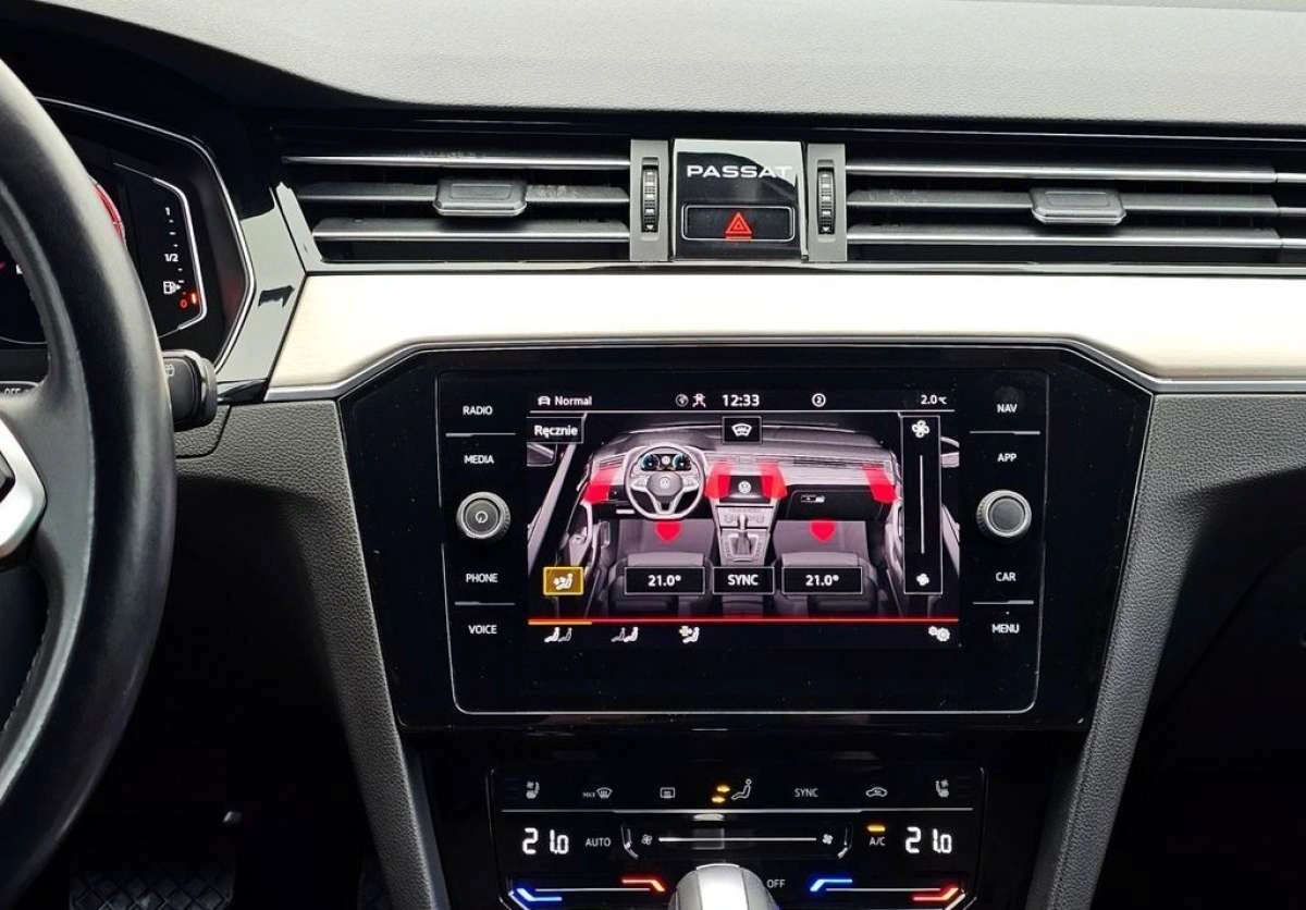 Volkswagen Passat - Zdjęcie 37