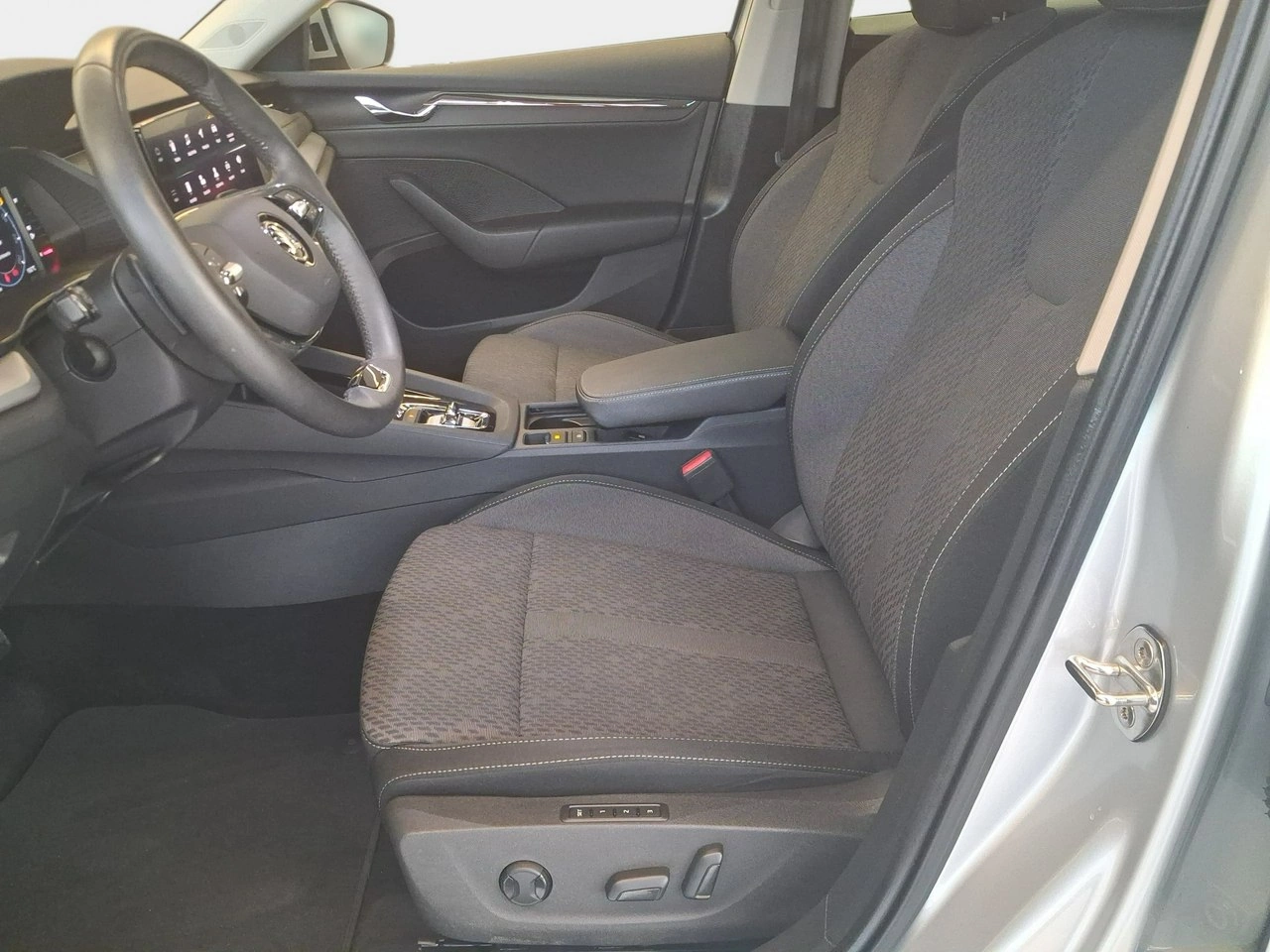 Skoda Octavia - Zdjęcie 8