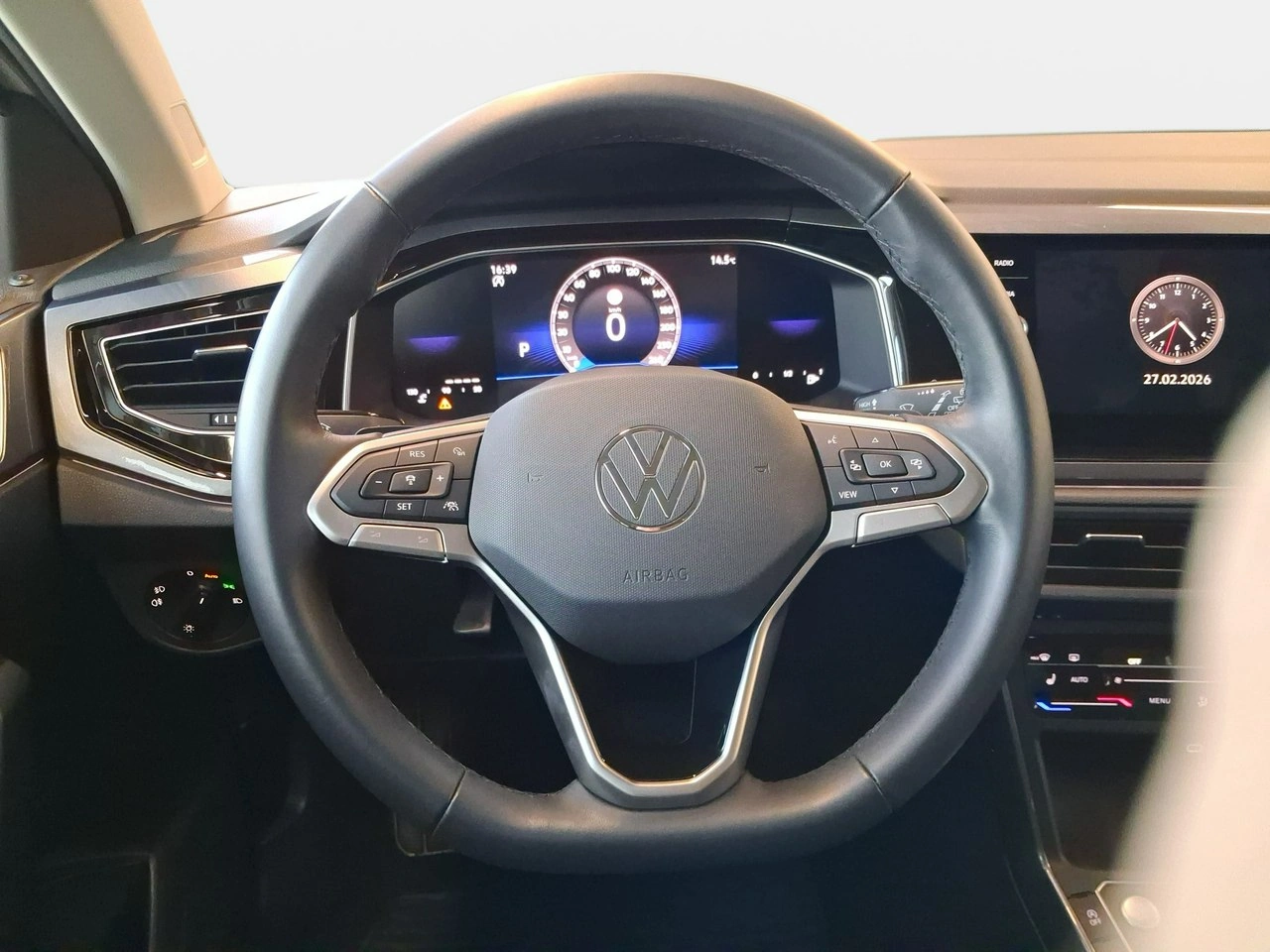 Volkswagen Taigo - Zdjęcie 12