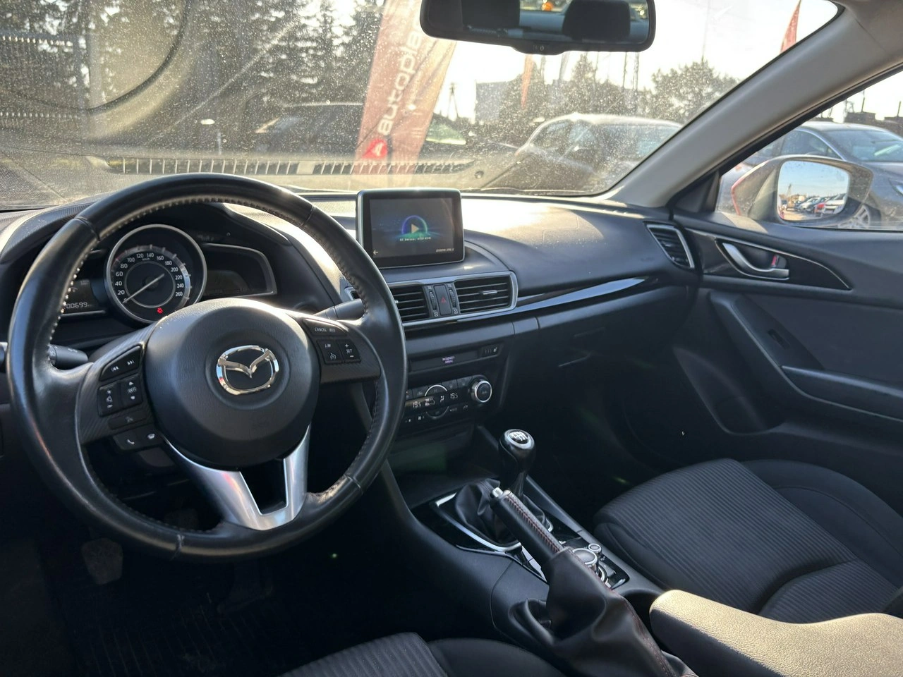 Mazda 3 - Zdjęcie 16