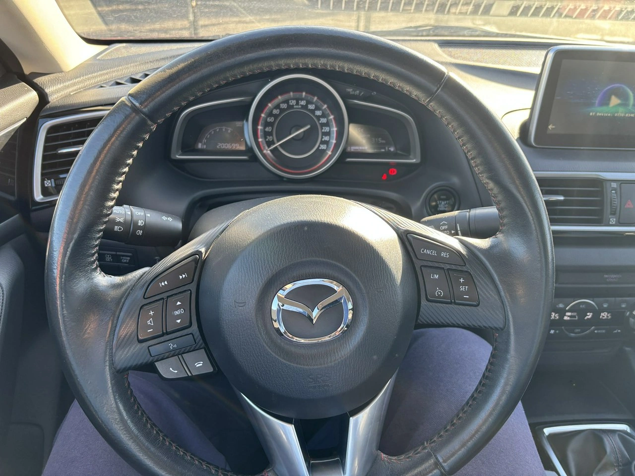 Mazda 3 - Zdjęcie 19