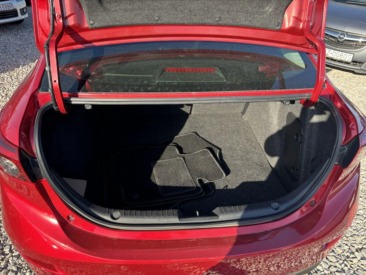 Mazda 3 - Zdjęcie 28