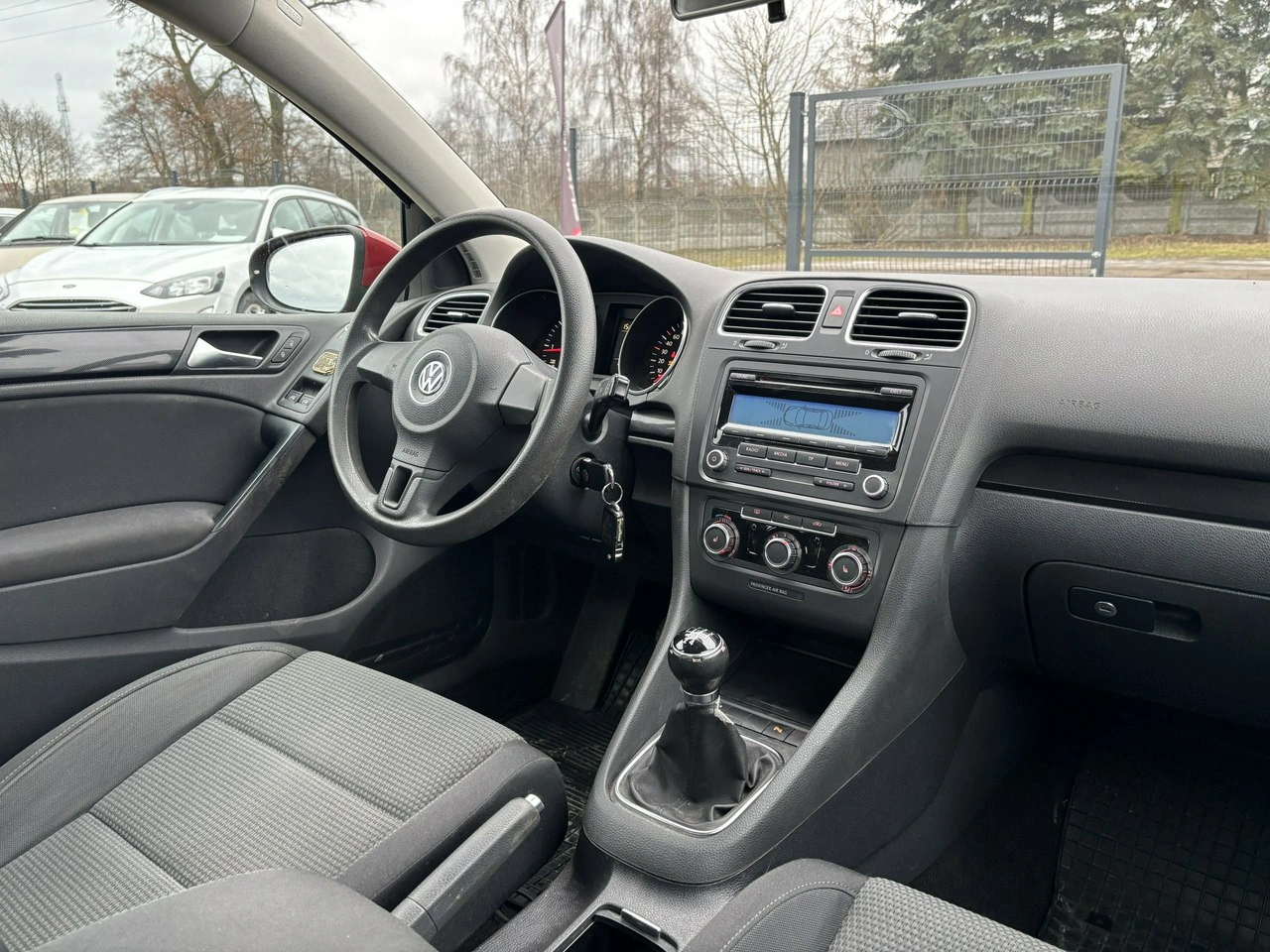 Volkswagen Golf - Zdjęcie 19