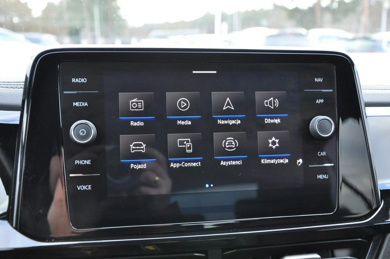 Volkswagen T-Roc - Zdjęcie 16