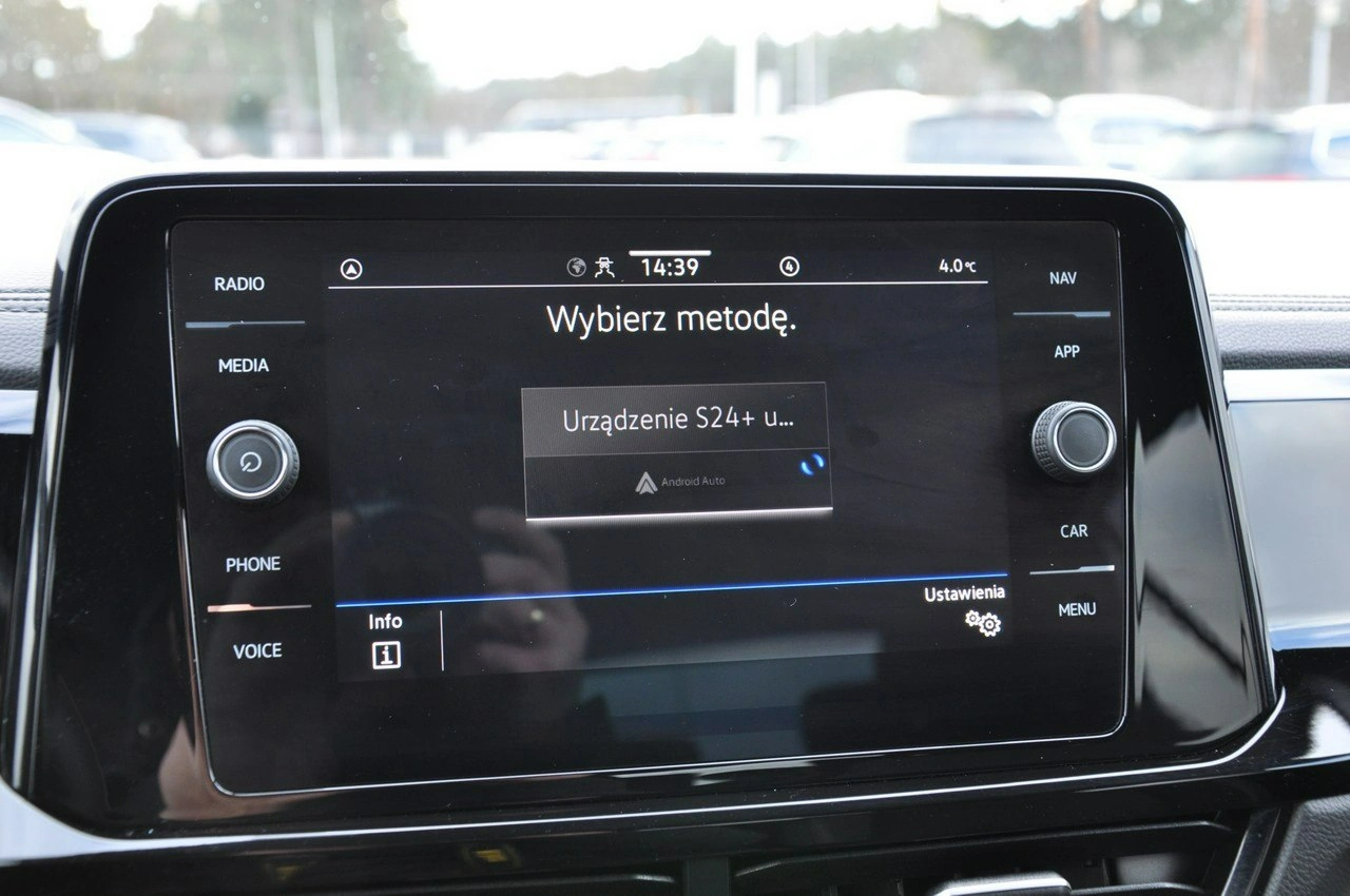 Volkswagen T-Roc - Zdjęcie 17