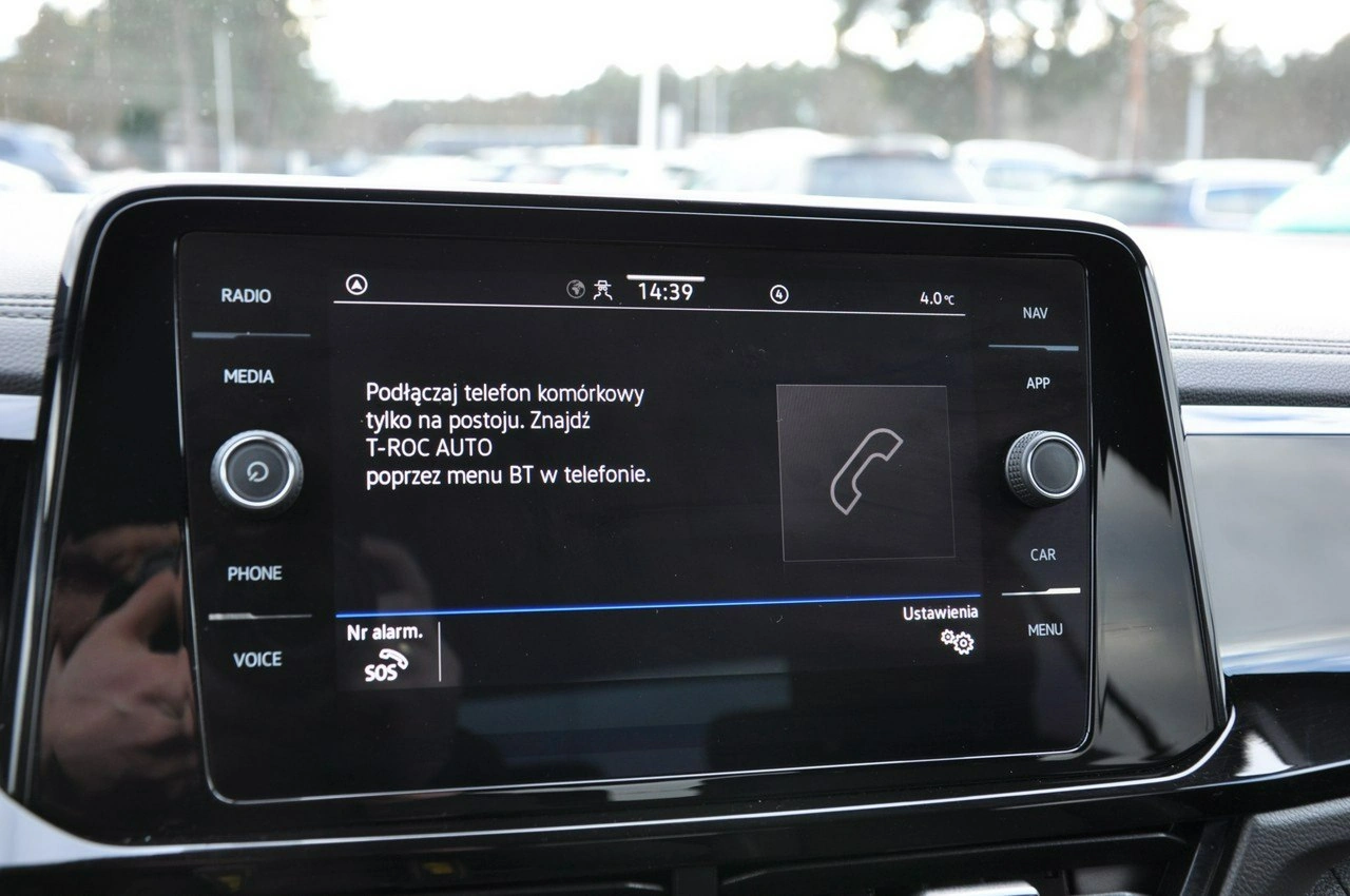 Volkswagen T-Roc - Zdjęcie 19