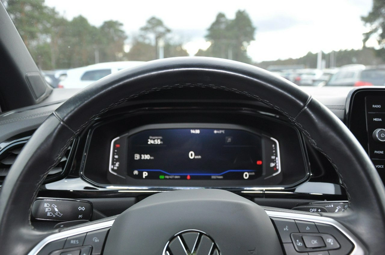 Volkswagen T-Roc - Zdjęcie 8