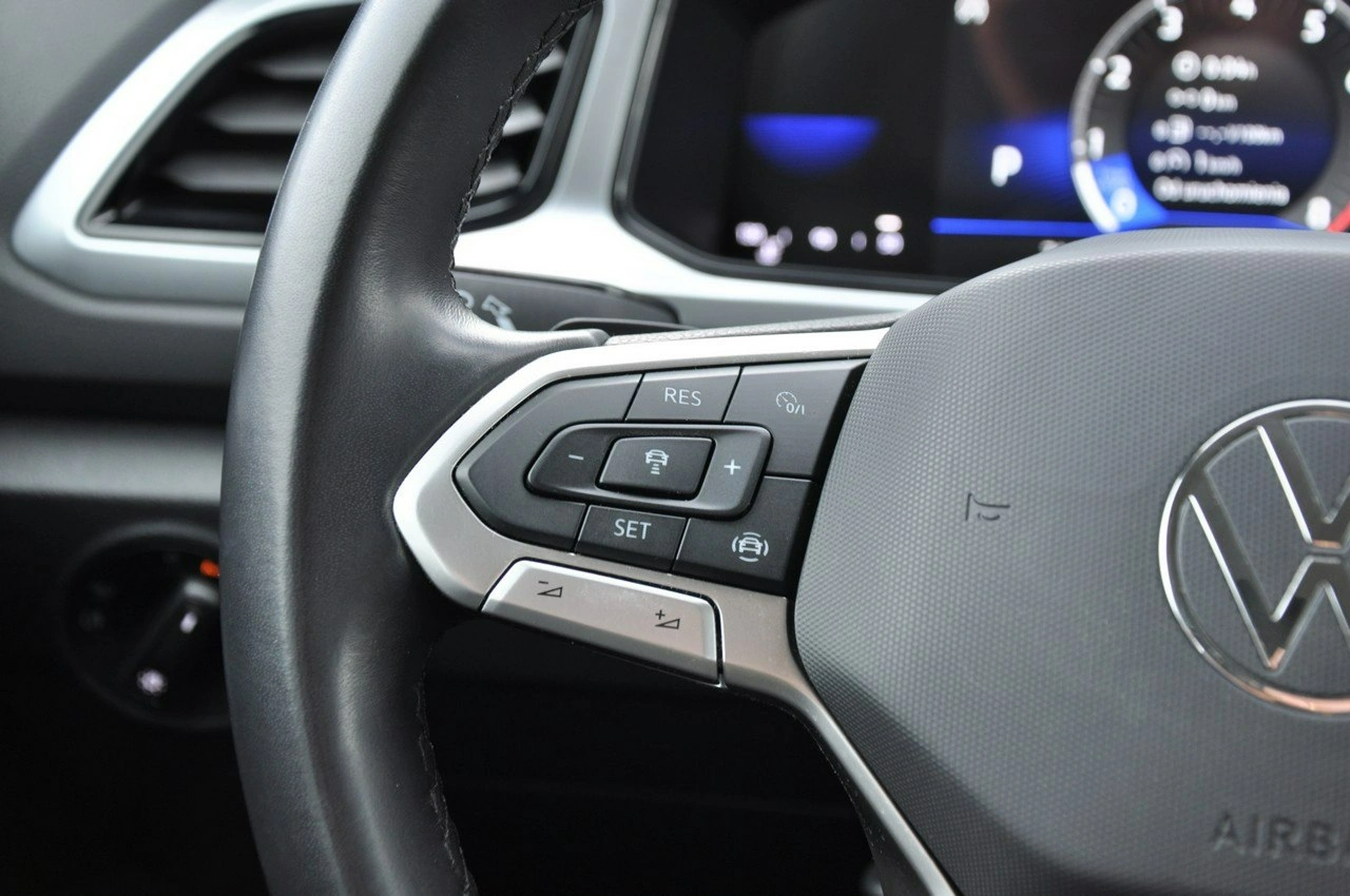 Volkswagen T-Roc - Zdjęcie 12