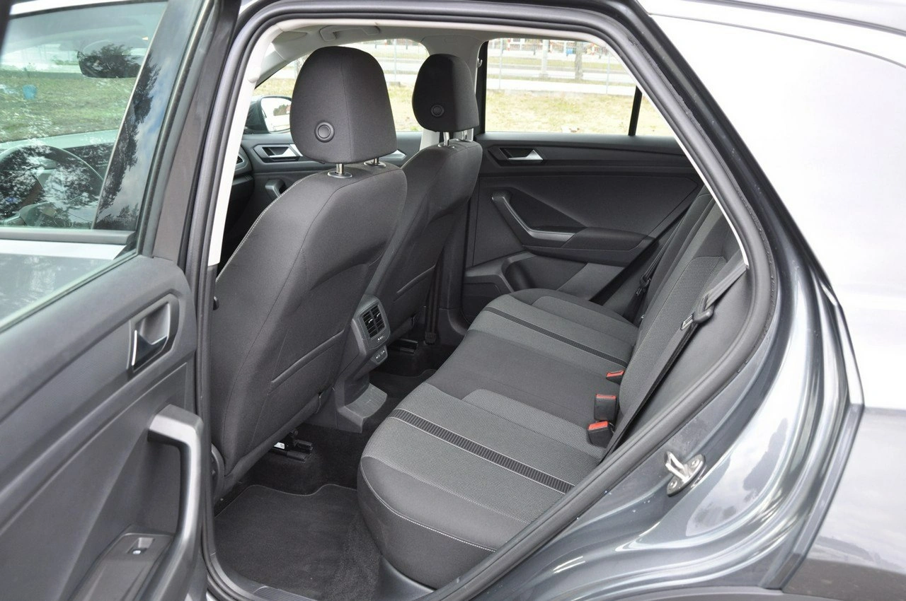 Volkswagen T-Roc - Zdjęcie 20