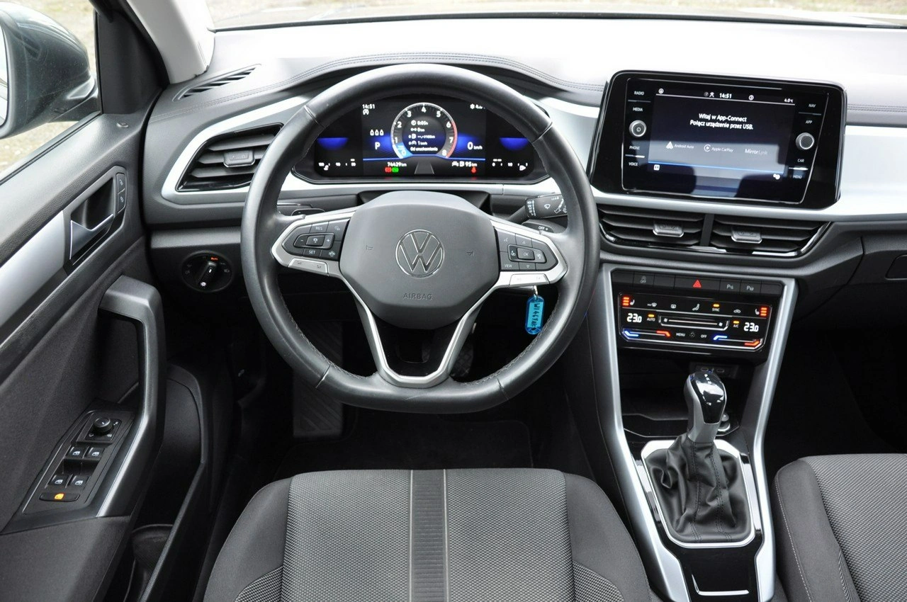 Volkswagen T-Roc - Zdjęcie 22