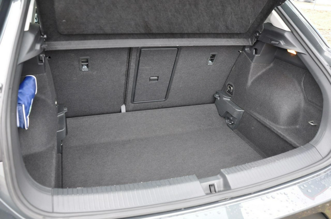 Volkswagen T-Roc - Zdjęcie 24