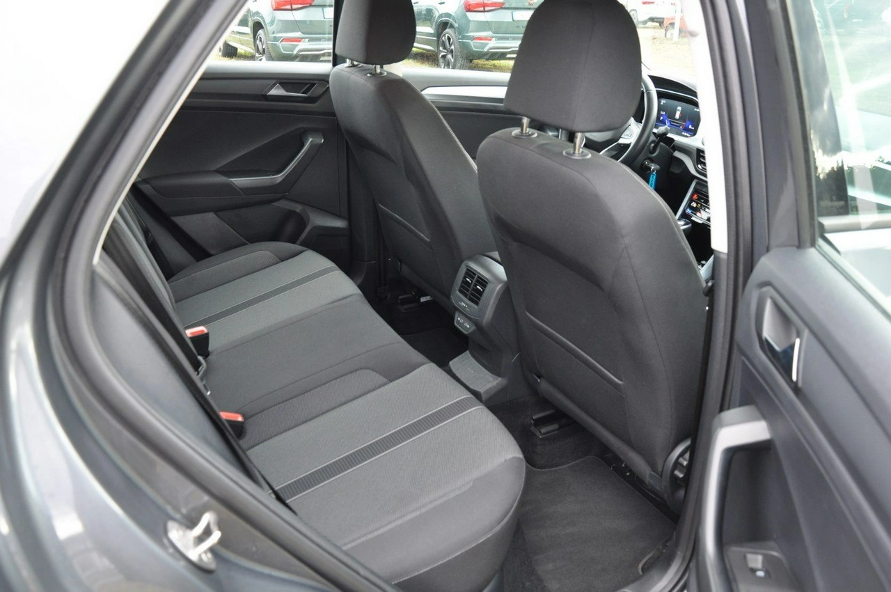 Volkswagen T-Roc - Zdjęcie 25