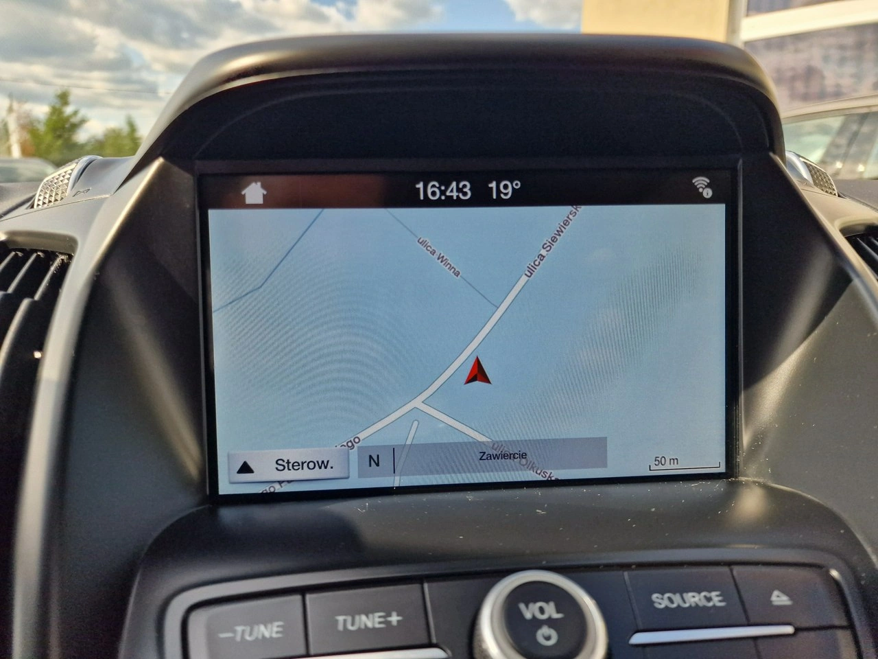 Ford Kuga - Zdjęcie 25